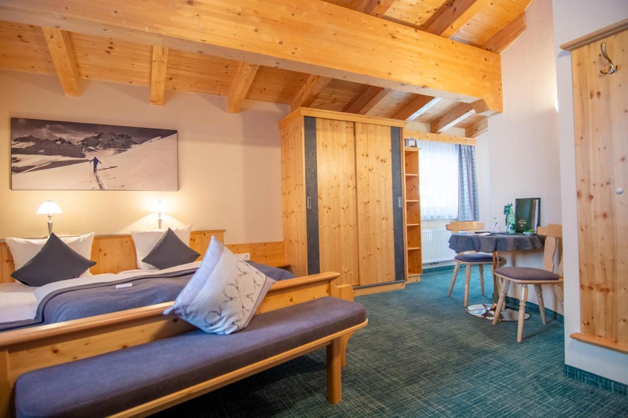Hotel Garni Alpenhof Ischgl Exteriér fotografie